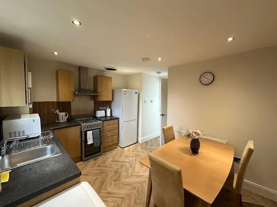 Modern And Stylish 1-Bed Apartment In Dundee City Centre - Perfect For Short Or Long Stays & Contractors United Kingdom