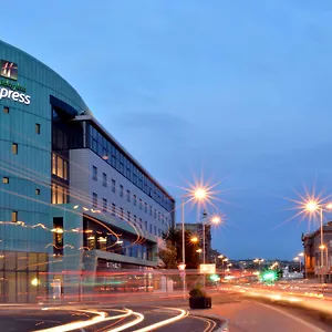 Express By Ihg Hotel