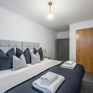 Casa Fresa - Castle Heights Apartment